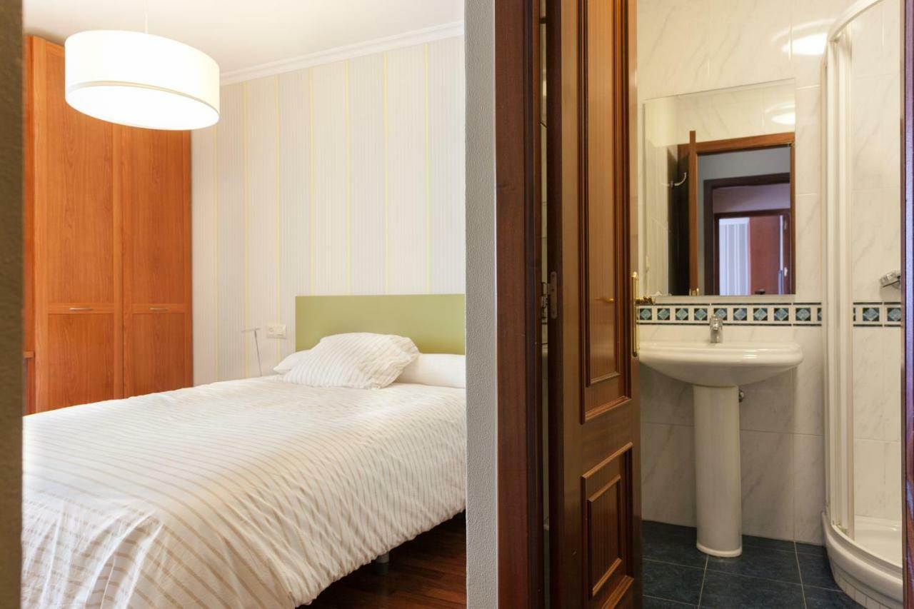 Zafiro Suites Santiago de Compostela Exteriör bild